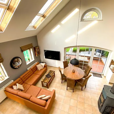 Fleetenkiekerhus 1 בית נופש Hage